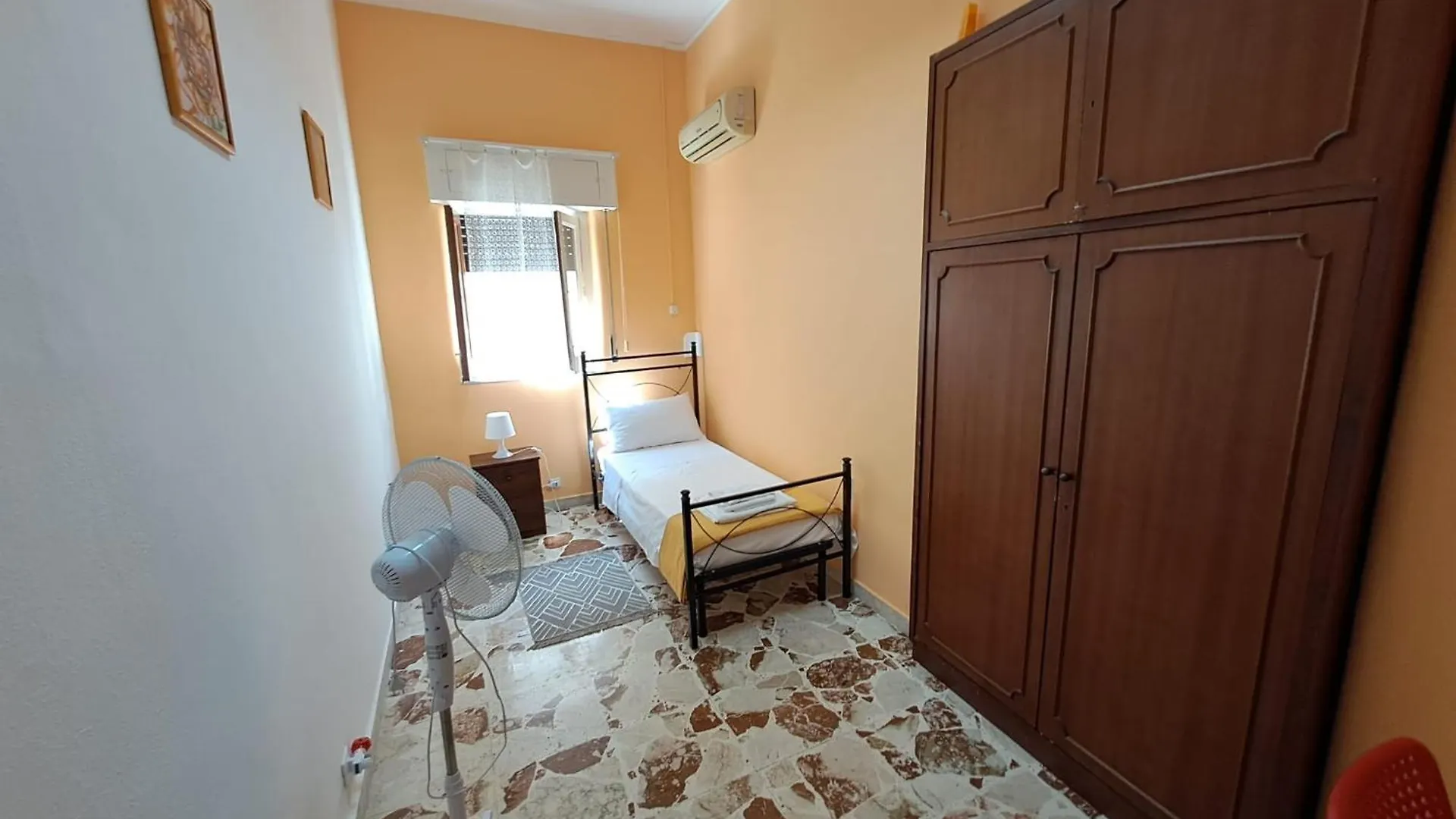 Guest house B&B Domus Pina Catania