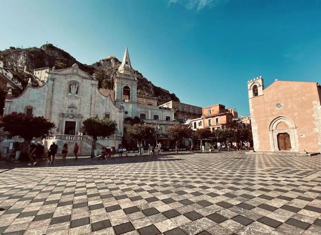 Guest house B&B Domus Pina Catania Italy
