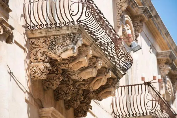 B&B Domus Pina Catania Guest house