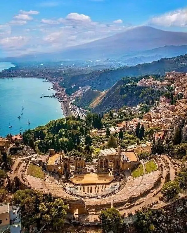 Affittacamere B&B Domus Pina Aeroporto di Catania Fontana Rossa Italia